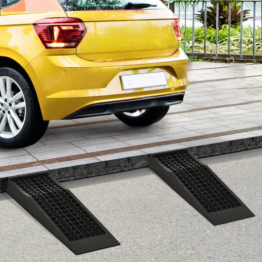 HOMCOM Pair of Low Entrance Plastic Curb Ramps Anti-Slip 3 Ton Capacity Garage